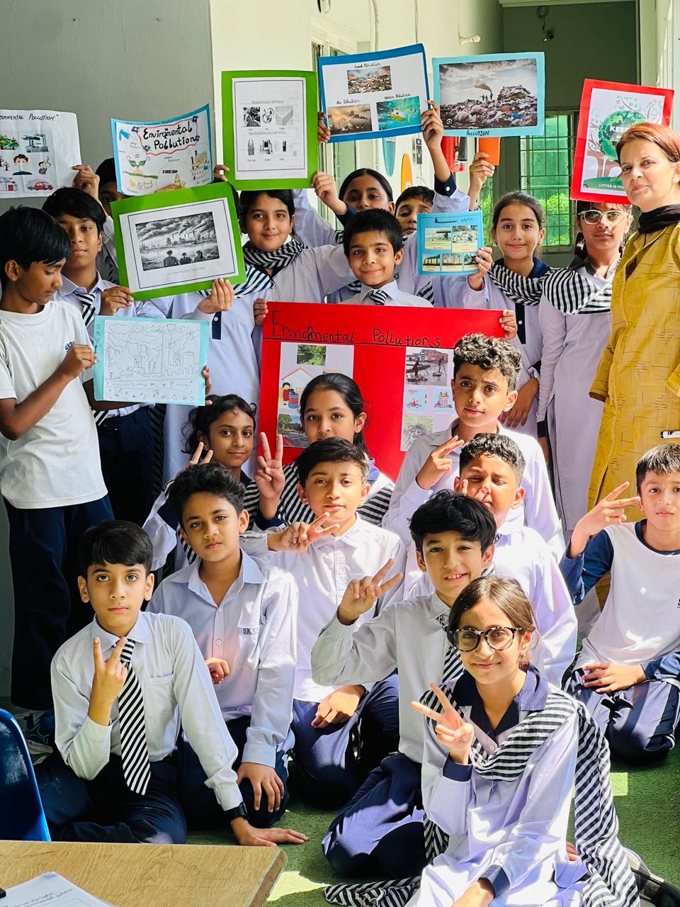 Juniors students at SKANS AECHS Campus
